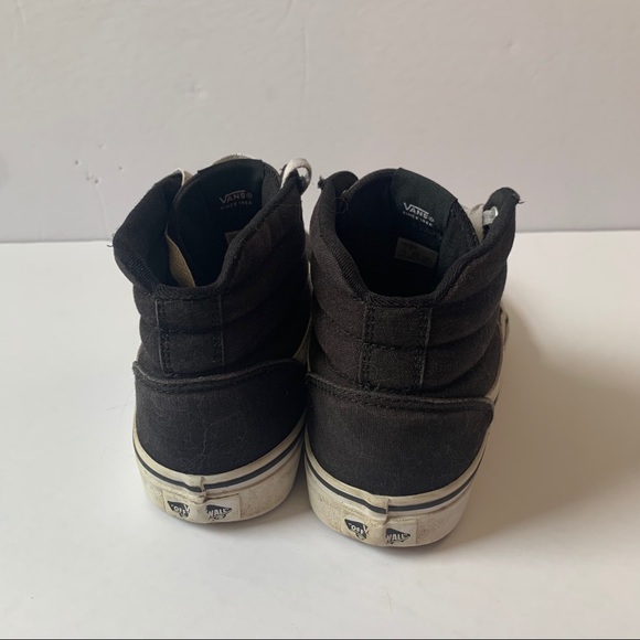 Vans High Top Classic Sneaker 7.5 - Picture 3 of 4